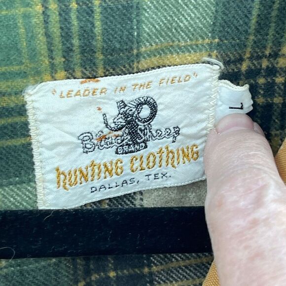 Black Sheep Duck Hunting Yellow Corduroy Collar Button Bomber Jacket  Size Large - Picture 2 of 8